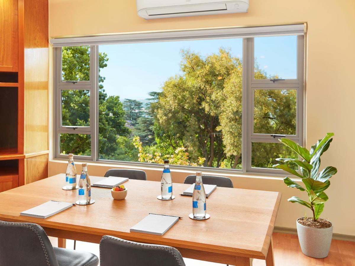 The Cliffside Boutique Getaway Guest House Johannesburg Exterior photo